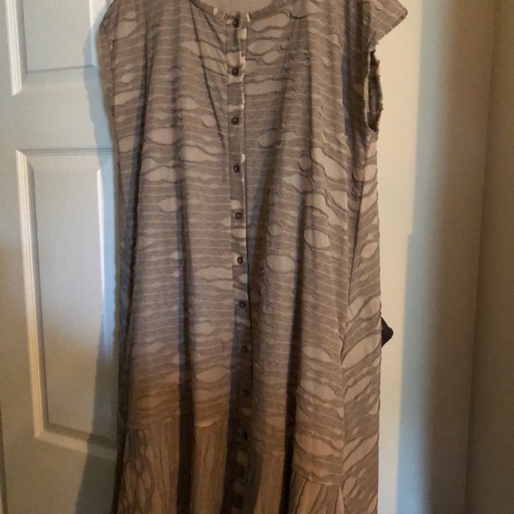 Samuel Dong transformational bubble dress!❤️ - Picture 4 of 5